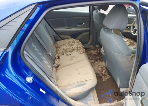 2023 Hyundai Elantra Sel z USA, uszkodzony, nr VIN KMHLS4AG5PU599003